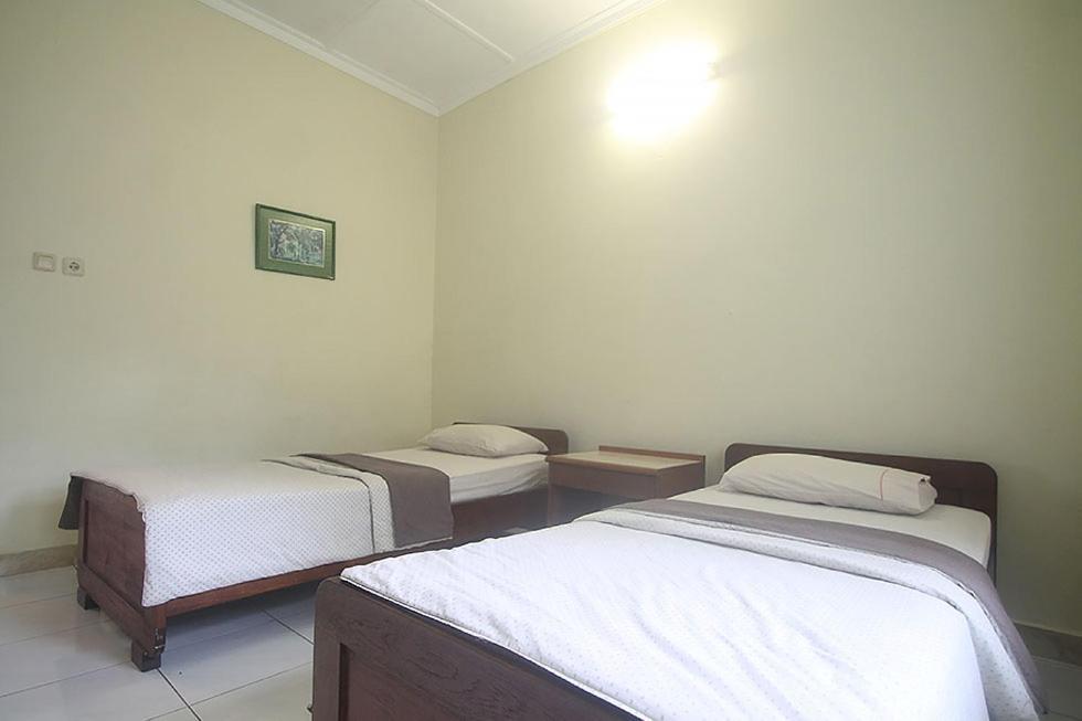 Hotel Villa Rawa Pening Pratama By Aparian Bandungan Bagian luar foto