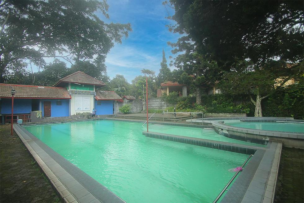 Hotel Villa Rawa Pening Pratama By Aparian Bandungan Bagian luar foto