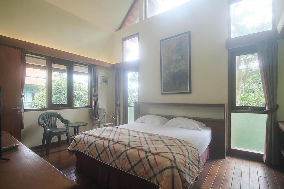 Hotel Villa Rawa Pening Pratama By Aparian Bandungan Bagian luar foto