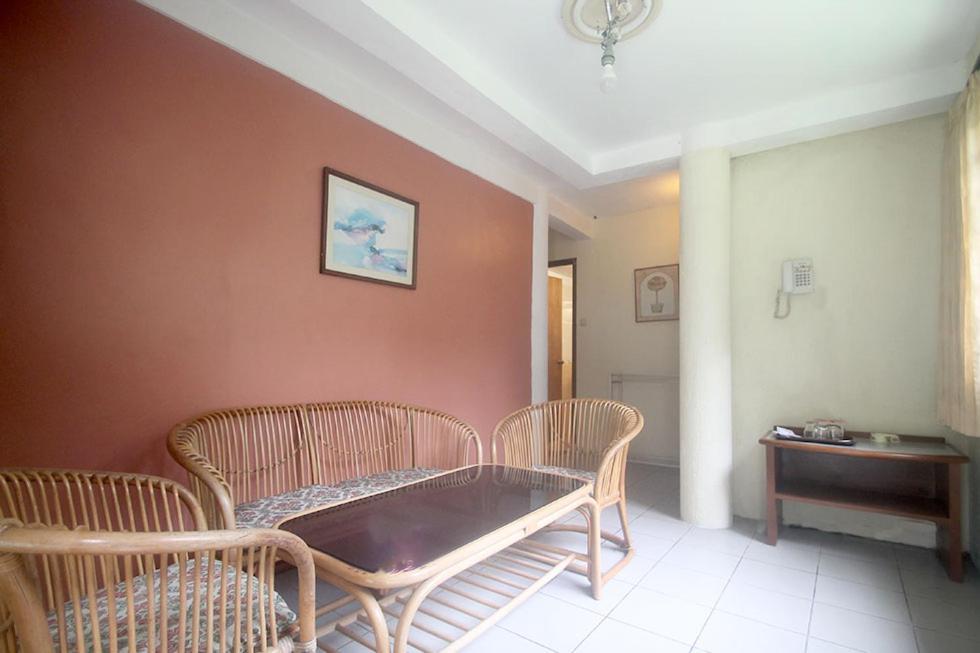 Hotel Villa Rawa Pening Pratama By Aparian Bandungan Bagian luar foto