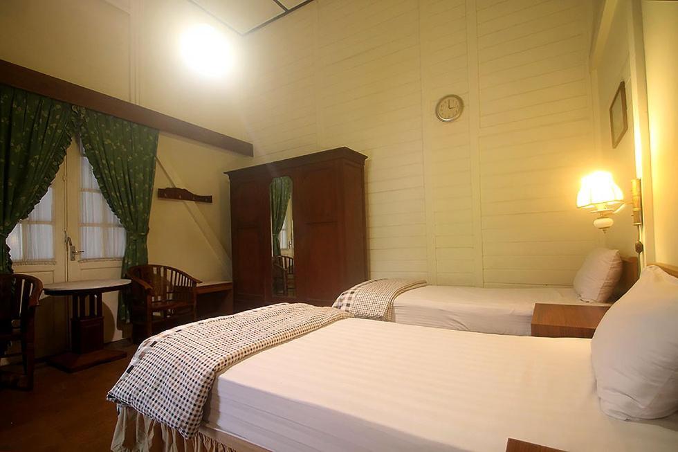 Hotel Villa Rawa Pening Pratama By Aparian Bandungan Bagian luar foto