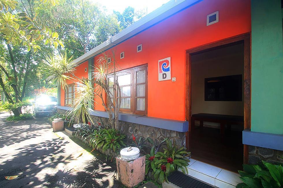 Hotel Villa Rawa Pening Pratama By Aparian Bandungan Bagian luar foto
